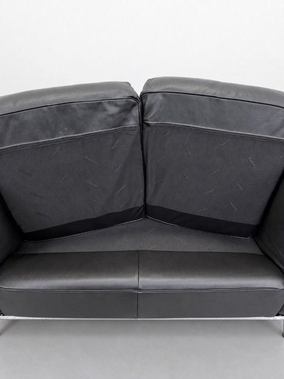 Lc2 Sofa Black Leather, Le Corbusier, Cassina, Charlotte Perriand Seats – Divani 2 posti, Metallo, Pelle (photo 8 of 11)