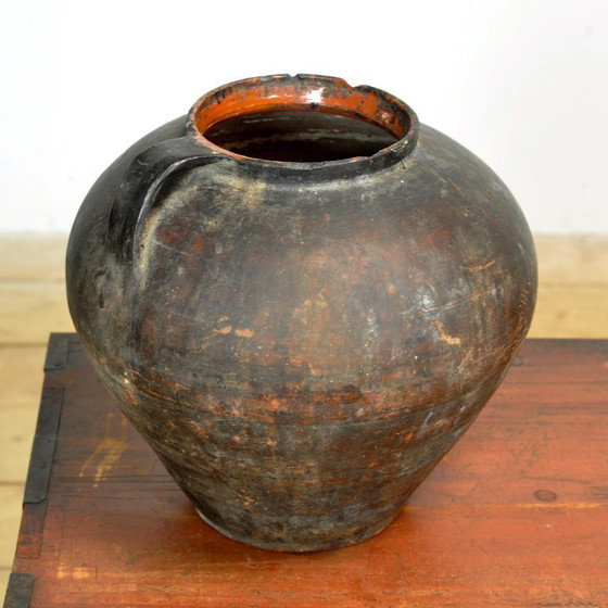 Image 1 of Vaso antico in terracotta proveniente dalla Moldavia, circa 1850.