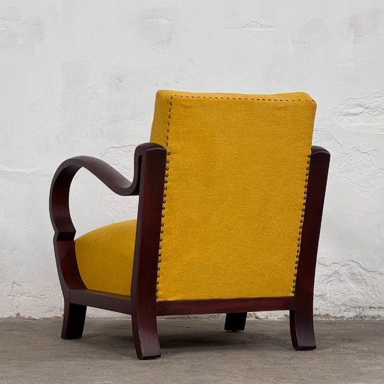 Image 1 of Een paar Debreceni Art Deco fauteuils met gebogen armleuningen, 1940