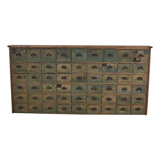 Image 1 of Gran armario industrial francés de madera de pino pintada para guardar artículos de ferretería, década de 1950