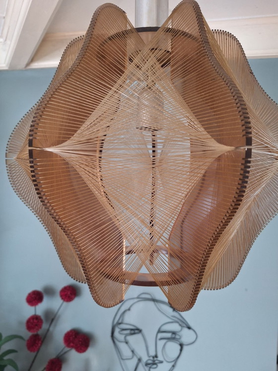 Lampada a sospensione disegnata da Paul Secon per Sompex. – Lampade a sospensione, Plastica, Plexiglass (photo 2 of 5)