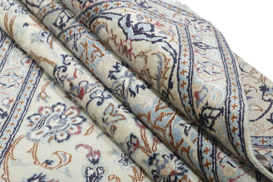 Image 1 of Origineel handgeknoopt Perzisch Tapijt Nain 9 La Fijn Met Zijde 308 X 200 Cm Top Conditie