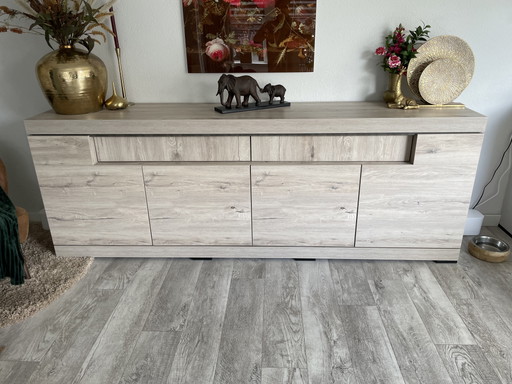 Dressoir 