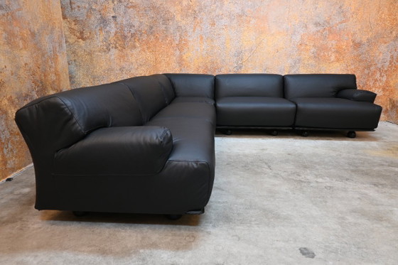 Refurbished Unique black leather Cassina Fiandra Modular sofa – Modern (photo 5 of 10)