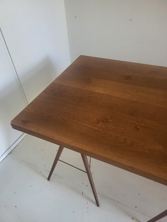 Image 1 of Table à manger en bois massif