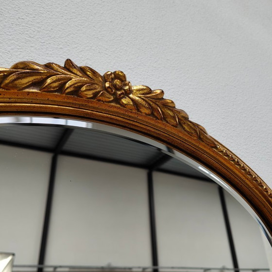 Image 1 of Miroir sur pied DeKnudt vintage doré de style Hollywood Regency