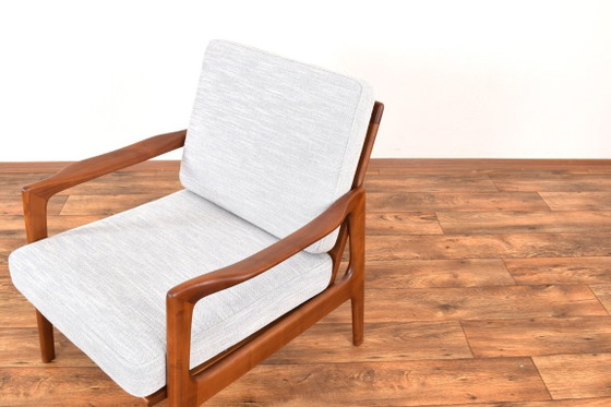 Mid-Century Sessel von Illum Wikkelsø, 1960er Jahre. – Textile, Wood (photo 10 of 11)
