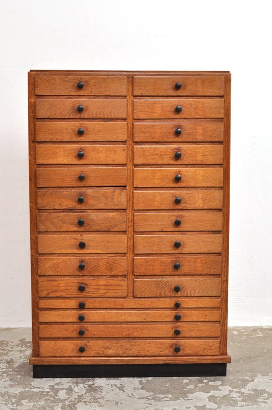 Image 1 of Estuche antiguo de relojero, década de 1920.
