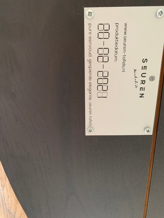 Image 1 of Tavolo rotondo in rovere Seuren Zwaan (diametro 120 cm)