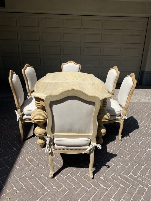 Dining table + 8x Chairs