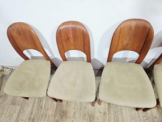 Tavolo allungabile in teak danese + sedie di Möbelfabrik Holstebro, anni '70, set di 9 (photo 12 of 24)