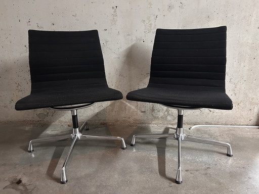 4x prachtige Vitra EA 105 vergader/eetkamer stoelen