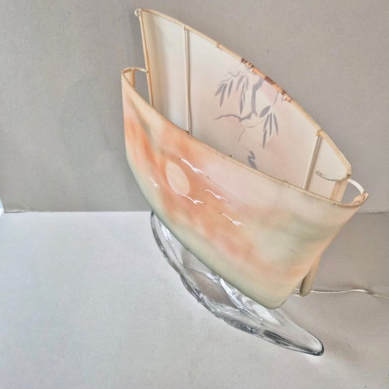 Image 1 of Vintage tafellamp uit de jaren 70 met kristallen kom, reiger en lampenkap.