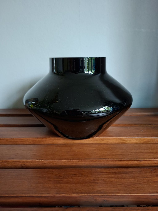 Vase Art Deco Doyen Belgium. Black glass.