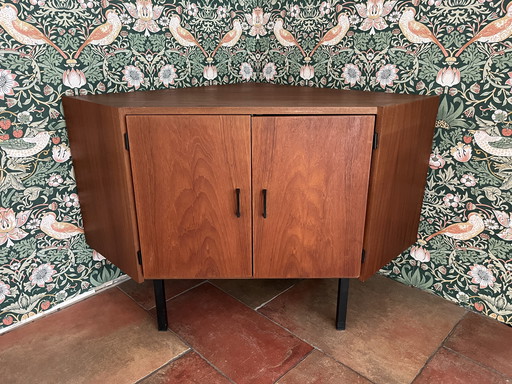 Vintage / Retro / Meuble d'angle en bois / Meuble TV