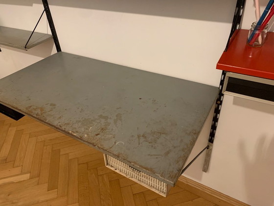 Pilastro Regal von Tjerk Reijenga – Wandregal, Metall (photo 3 of 10)