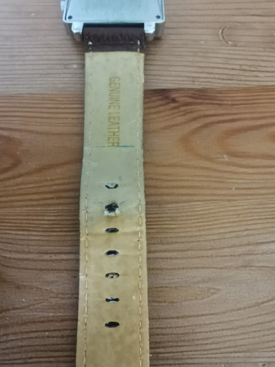 Image 1 of Montre chronographe Emporio Armani AR0186 - Élégante et classique ⌚