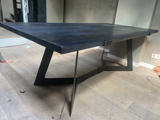 Table de salle à manger grillée à la japonaise