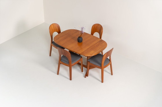 Tavolo da pranzo allungabile di Gudme Møbelfabrik (Danimarca, anni '60). – Gudme Mobelfabrik (photo 13 of 14)