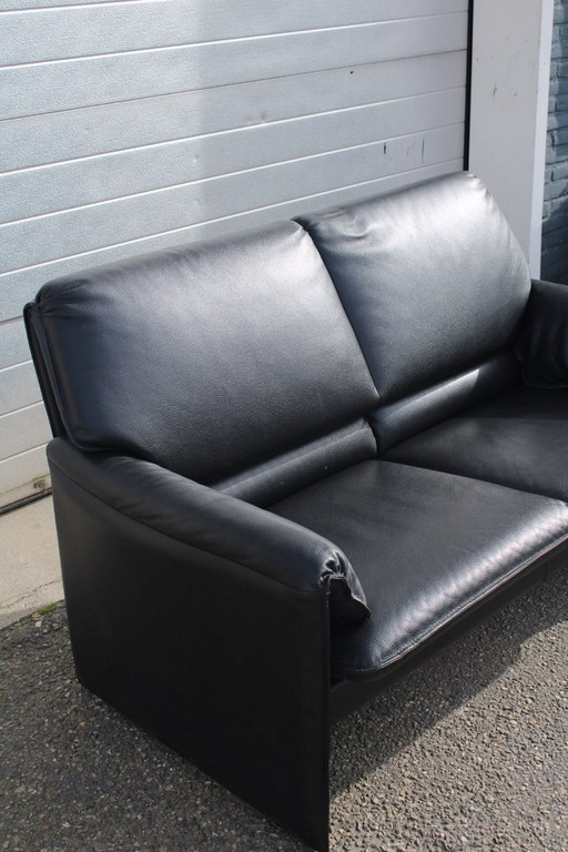 Leolux Bora-Bora 2-Seater Sofa Black Leather - Good Condition – 2 zitsbanken (photo 2 of 5)