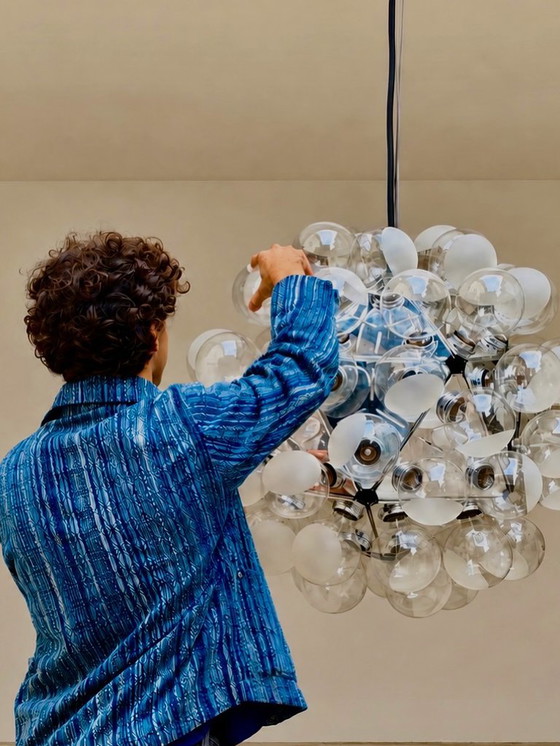Lampada a sospensione Flos Taraxacum 88 S1 di Achille Castiglioni – Icona del design italiano (photo 2 of 10)