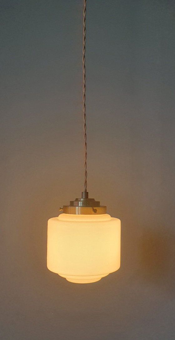 Image 1 of Vintage Art-Deco hanglamp van roze pastel opaline glas.