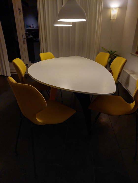 Image 1 of Mesa Castelijn