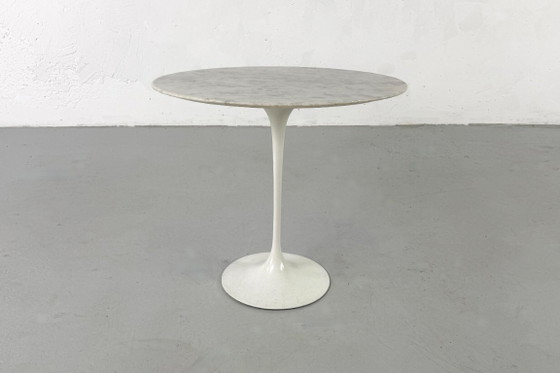 Side Table/Gueridon Tulip by Eero Saarinen for Knoll International - 1960s – Aluminium (photo 7 of 11)