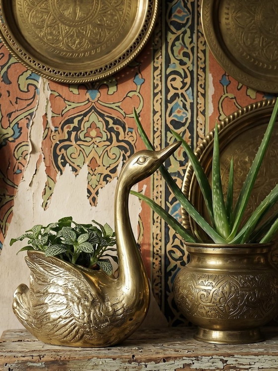 Image 1 of Vintage swan planter/trinket dish in cast gold brass, 1970s-80s