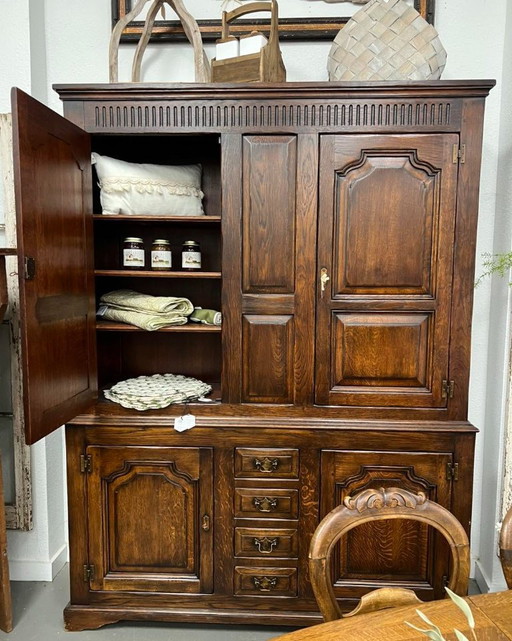 Armoire Antique en Chêne (Buffet À Deux Corps) – Chêne Massif