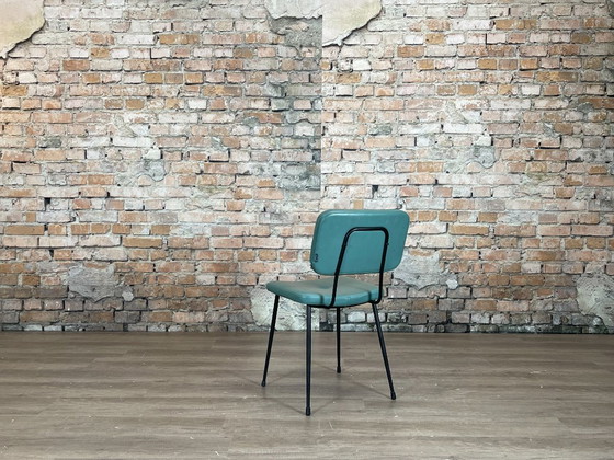 Satelliet Gerlin - Groen Gecapitonneerd - Set van 4 | Skai, Eetkamerstoelen, Metaal, Zwart (foto 5 van 8)