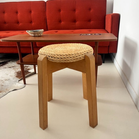 Skandinavischer Kiefernbinsenhocker aus der Mitte des 20. Jahrhunderts – Wood (photo 14 of 14)