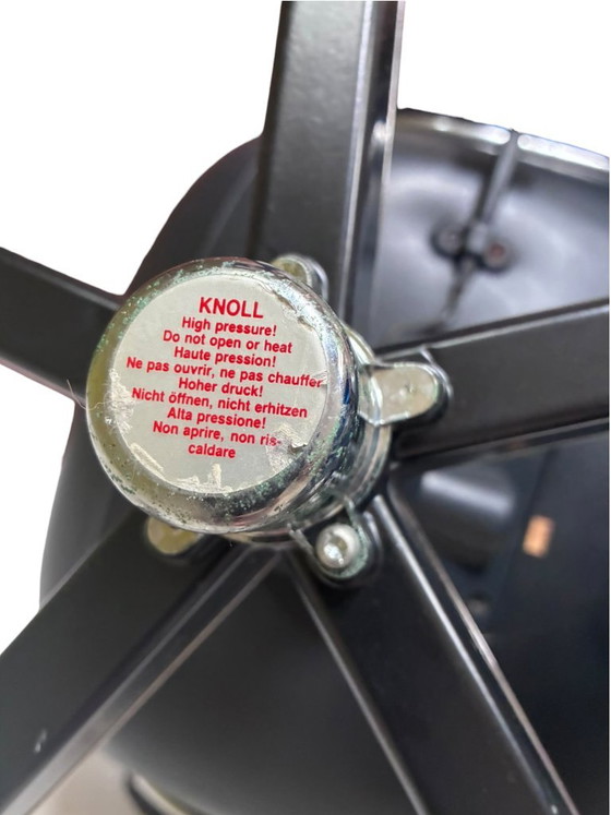 Sillón Executive Charles Pollock para Knoll, cuero negro – Sillones (photo 7 of 11)