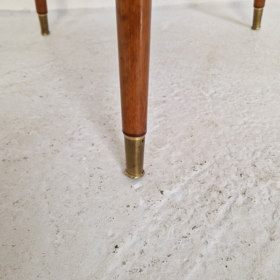Image 1 of Jolie table d'appoint vintage marron années 70