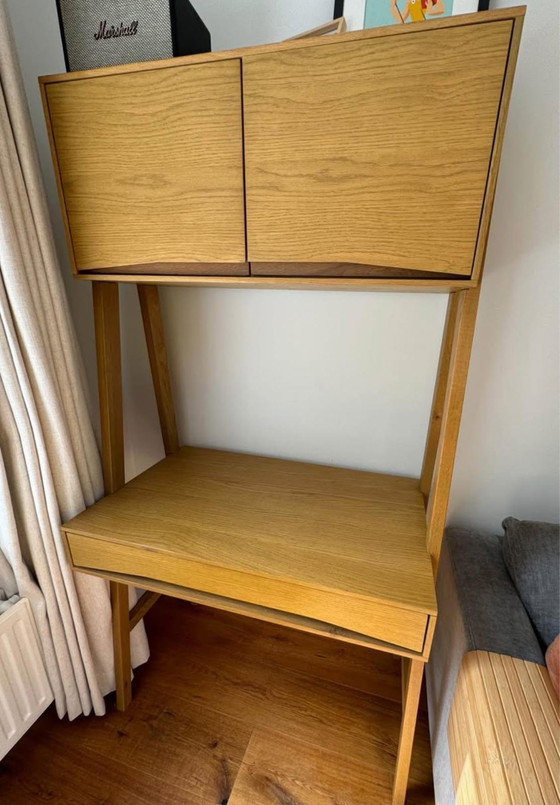 Image 1 of Scrivania in rovere francese con contenitore