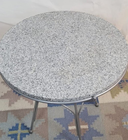 Mesa redonda de granito de estilo vintage - Alemania, década de 1960