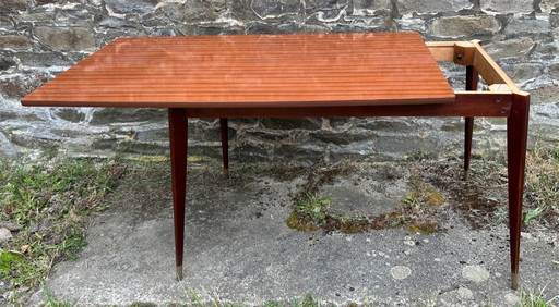 Extendable Scandinavian Style Dining Table – 1960s – Mahogany Veneer, Tapered Legs
