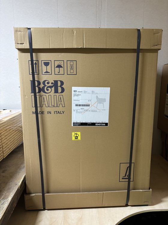 Image 1 of B&B Italia Husk Swivel Dining Chairs fabric cat. Astro