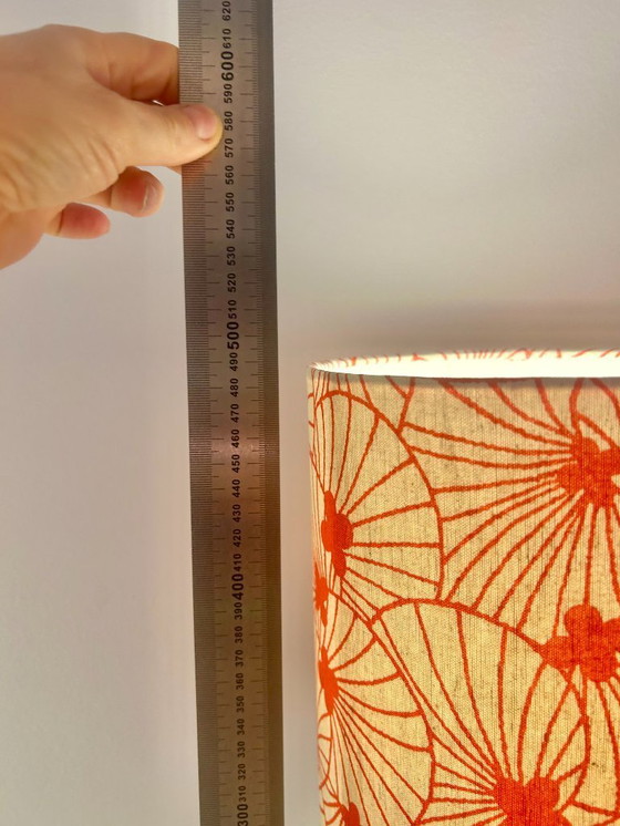 Image 1 of Außergewöhnliche Vasenlampe aus seltener Marei-Kaminvase – kabellose Akzentlampe mit japanischem Stoffschirm