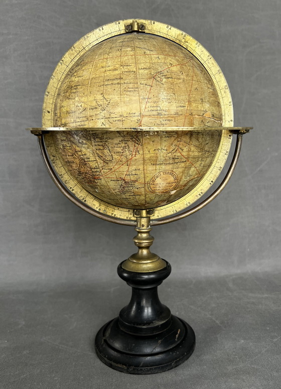 Image 1 of Faustino Paluzie, Globo della fine del XIX secolo, Stucco, Altezza 35 cm