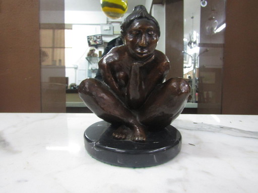 bronzen standbeeld van Francisco Zuniga