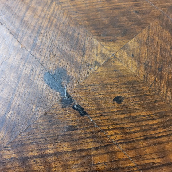 Image 1 of Mesa de costura Biedermeier antigua / mesa auxiliar de chapa de madera de raíz / mesa de almacenamiento