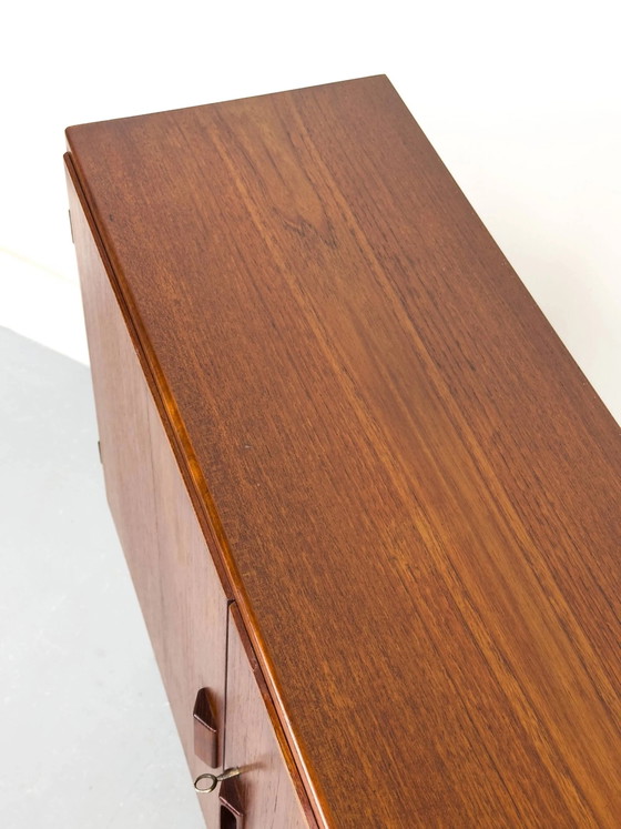 Deens dressoir in teak van Børge Mogensen voor Søborg Møbelfabrik, jaren 60 – Opbergkast, Wood (photo 13 of 21)