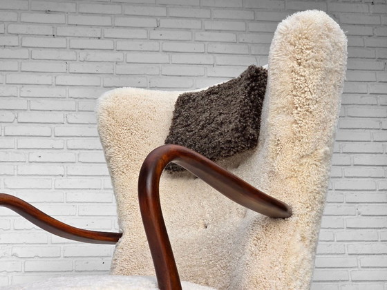 Image 1 of Jaren 60, Deens ontwerp van A. Christensen voor Slagelse Møbelværk, schapenvacht.