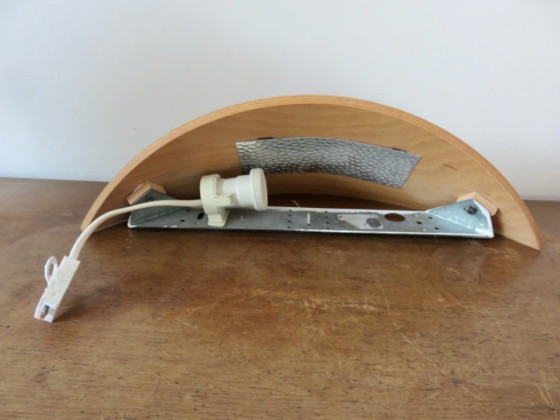 Image 1 of Par de apliques escandinavos de madera curvada con detalles de latón, 1980