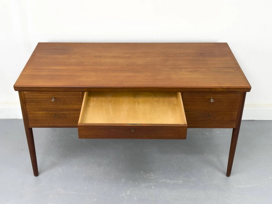 Deens Teak Bureau met Laden, jaren 60 – Scandinavian (photo 5 of 28)