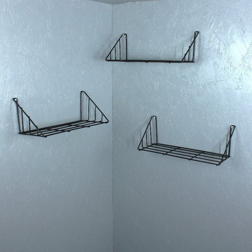 Constant Nieuwenhuijs (1920-2005) - estantería Delft - 't Spectrum 1956