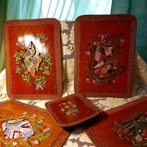 beautiful set of 4 napkins and a bowl.hand made