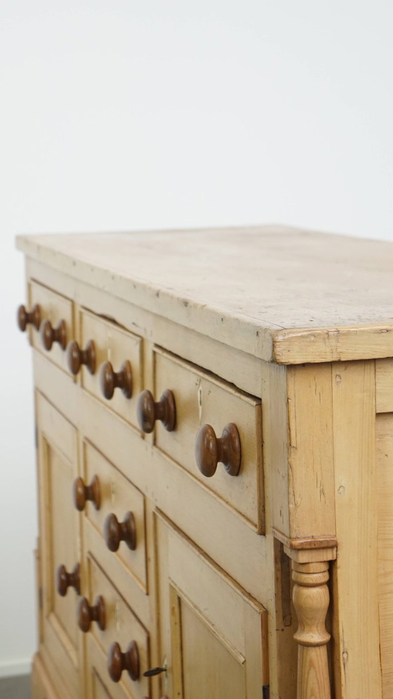 Image 1 of Buffet/ table d'appoint/ comptoir/ îlot de cuisine anglais ancien du début du 19ème siècle en bois de pin