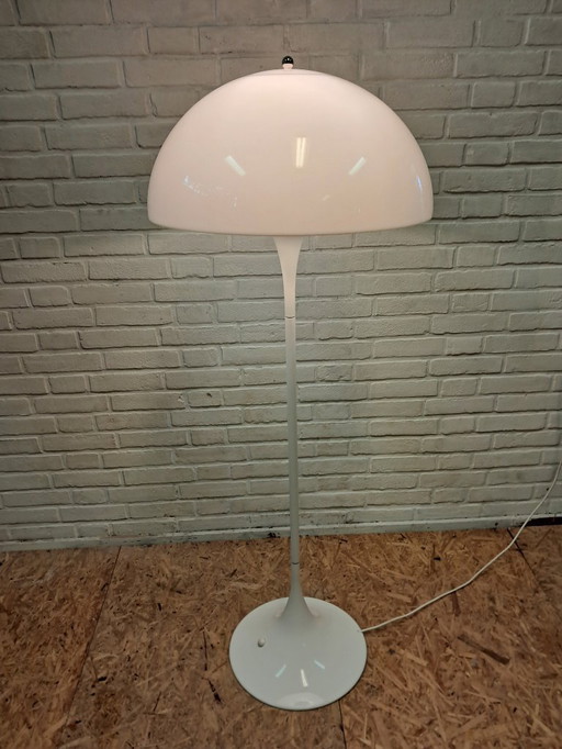 Pathella floorlamp